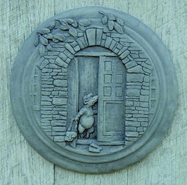 Possum Stepping Stone Or Wall Plaque Archway Sculptures Cute Unique